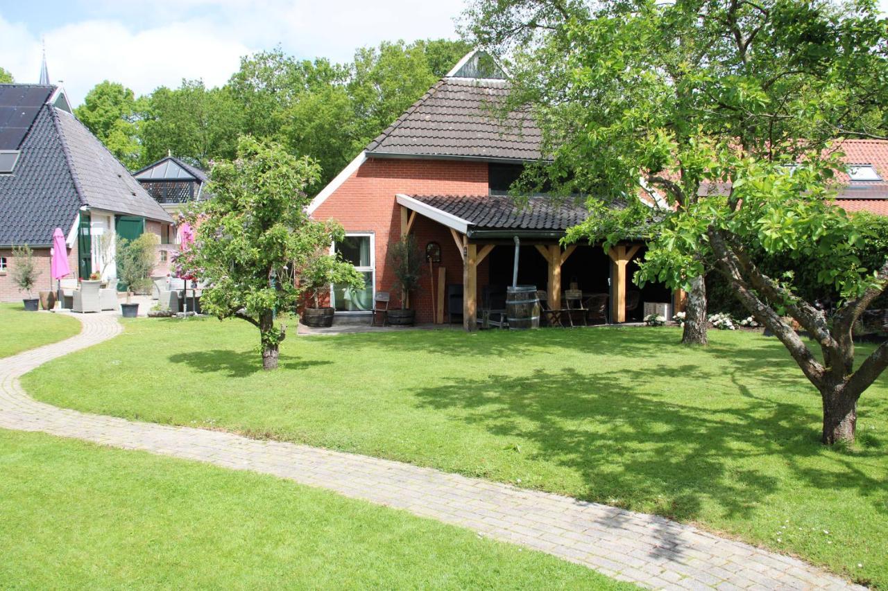 Hotel B&B Hoeve De Vredenhof Zuidlaren Eksteriør bilde